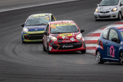 4BZR250615-133