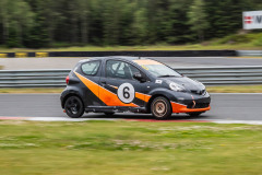 4BZR250615-172