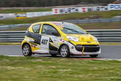 4BZR250615-184